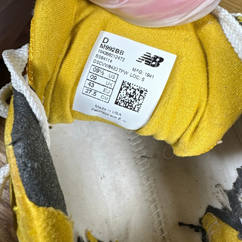 New Balance 992 Made in USA Yellow Grey Suede Sneakers M992BB Mens Size 9.5 D - Picture 4 of 10